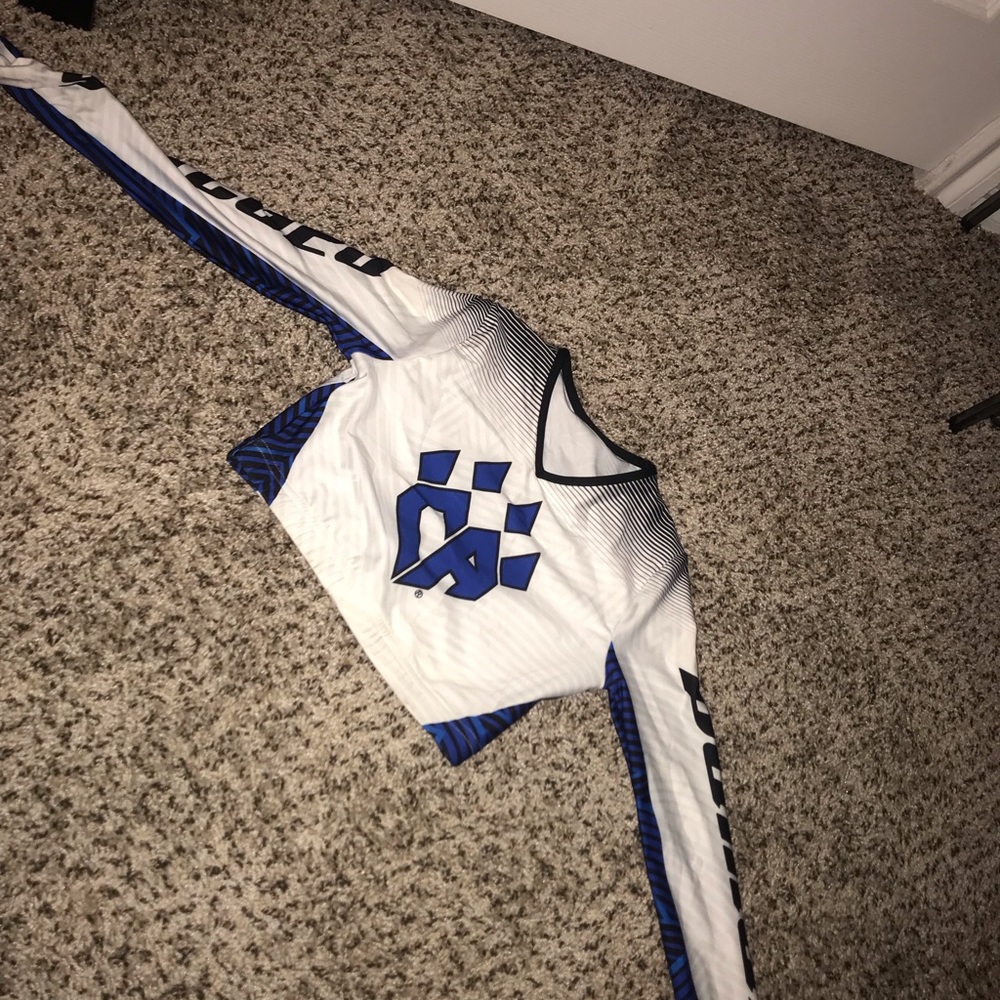Cheer Athletics Pumas top